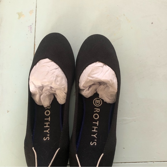 Rothy’s - Picture 2 of 4